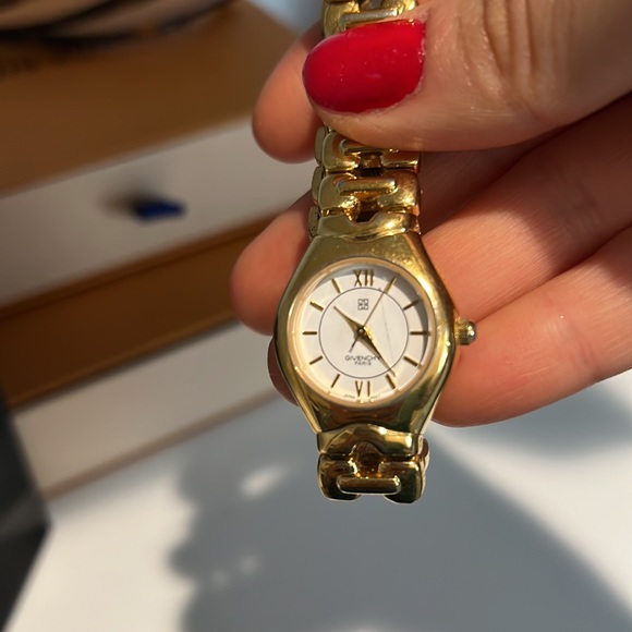 Watch - Picture 4 of 4